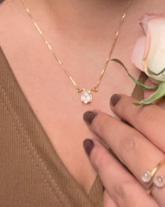 Love Me Knot Rose Quartz Oval Necklace